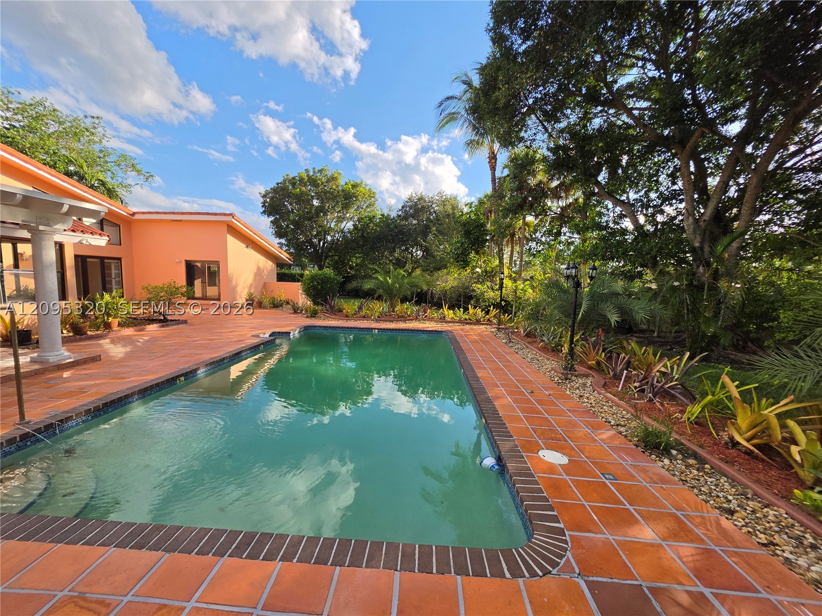 10204 SW 96th Ct, Miami FL 33176
