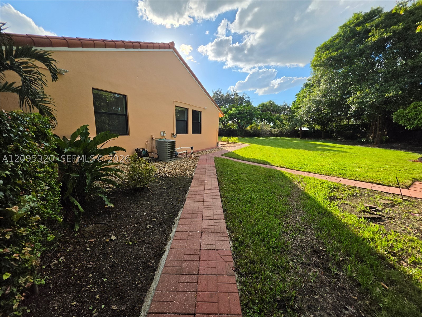 10204 SW 96th Ct, Miami FL 33176