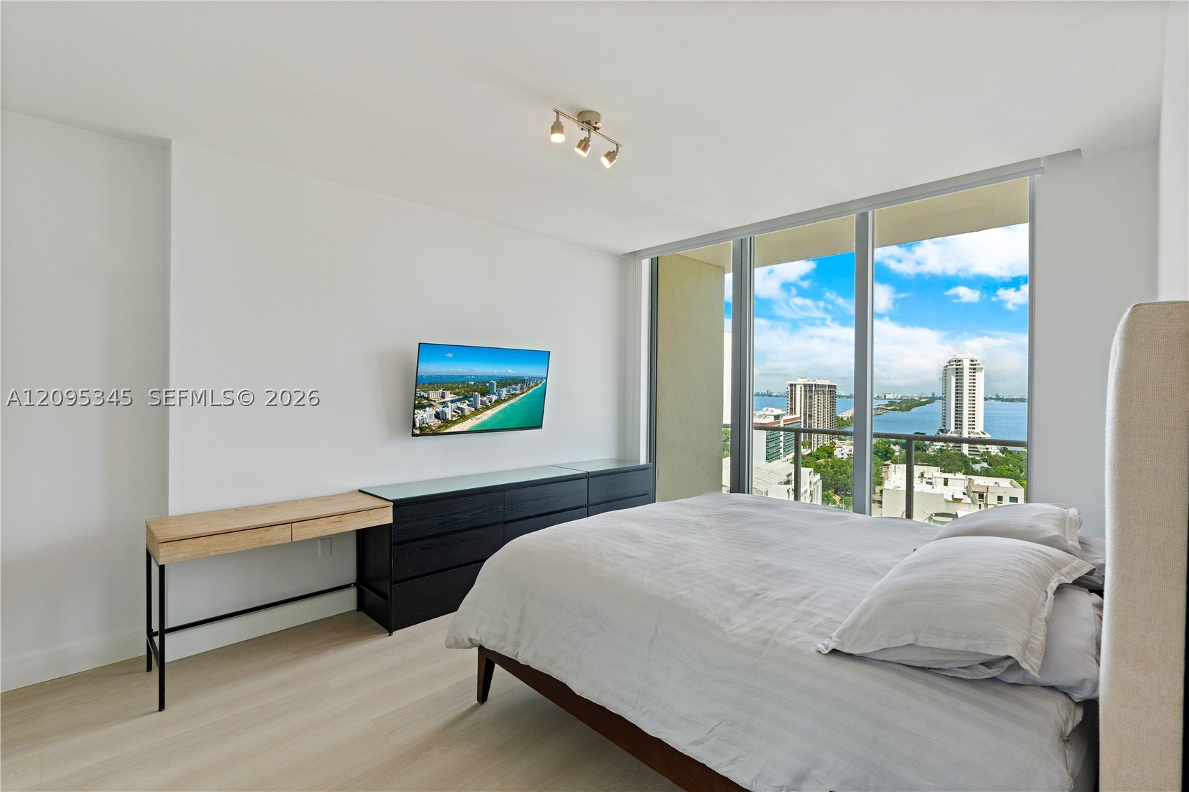 3470 E Coast Ave #H1711, Miami FL 33137