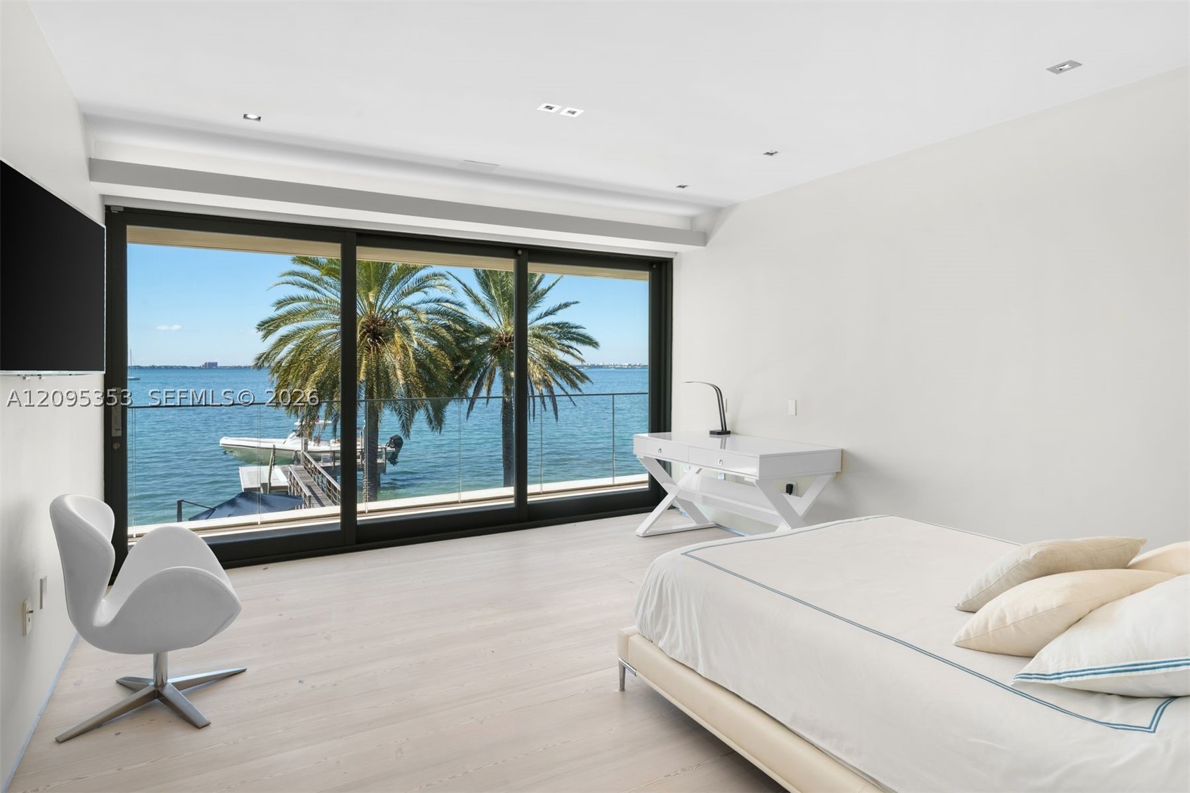360 Harbor Dr, Key Biscayne FL 33149