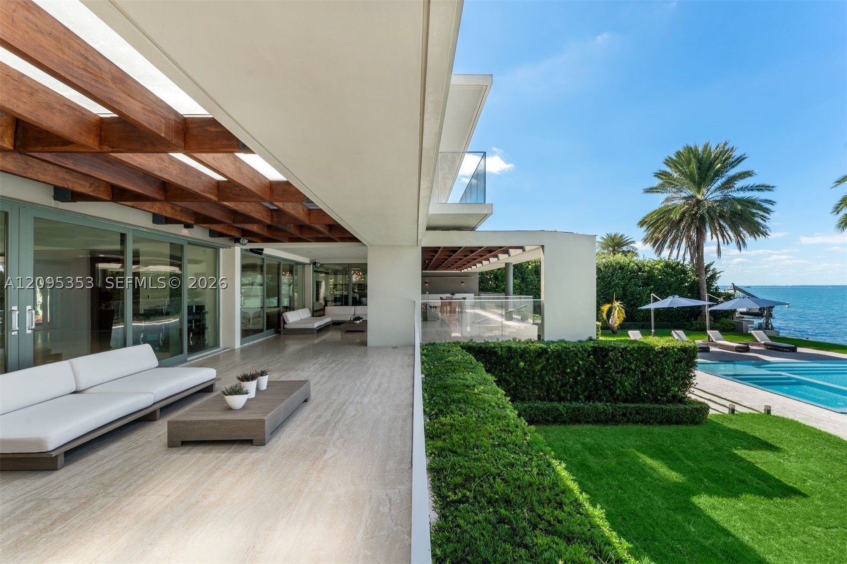 360 Harbor Dr, Key Biscayne FL 33149