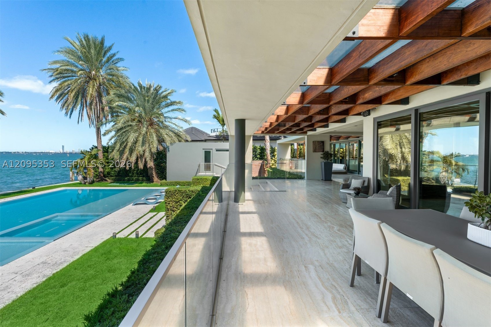360 Harbor Dr, Key Biscayne FL 33149