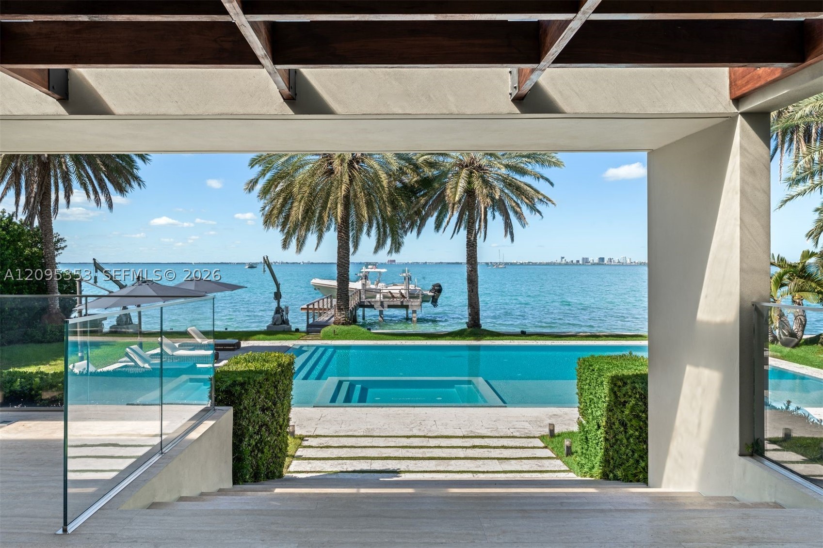 360 Harbor Dr, Key Biscayne FL 33149