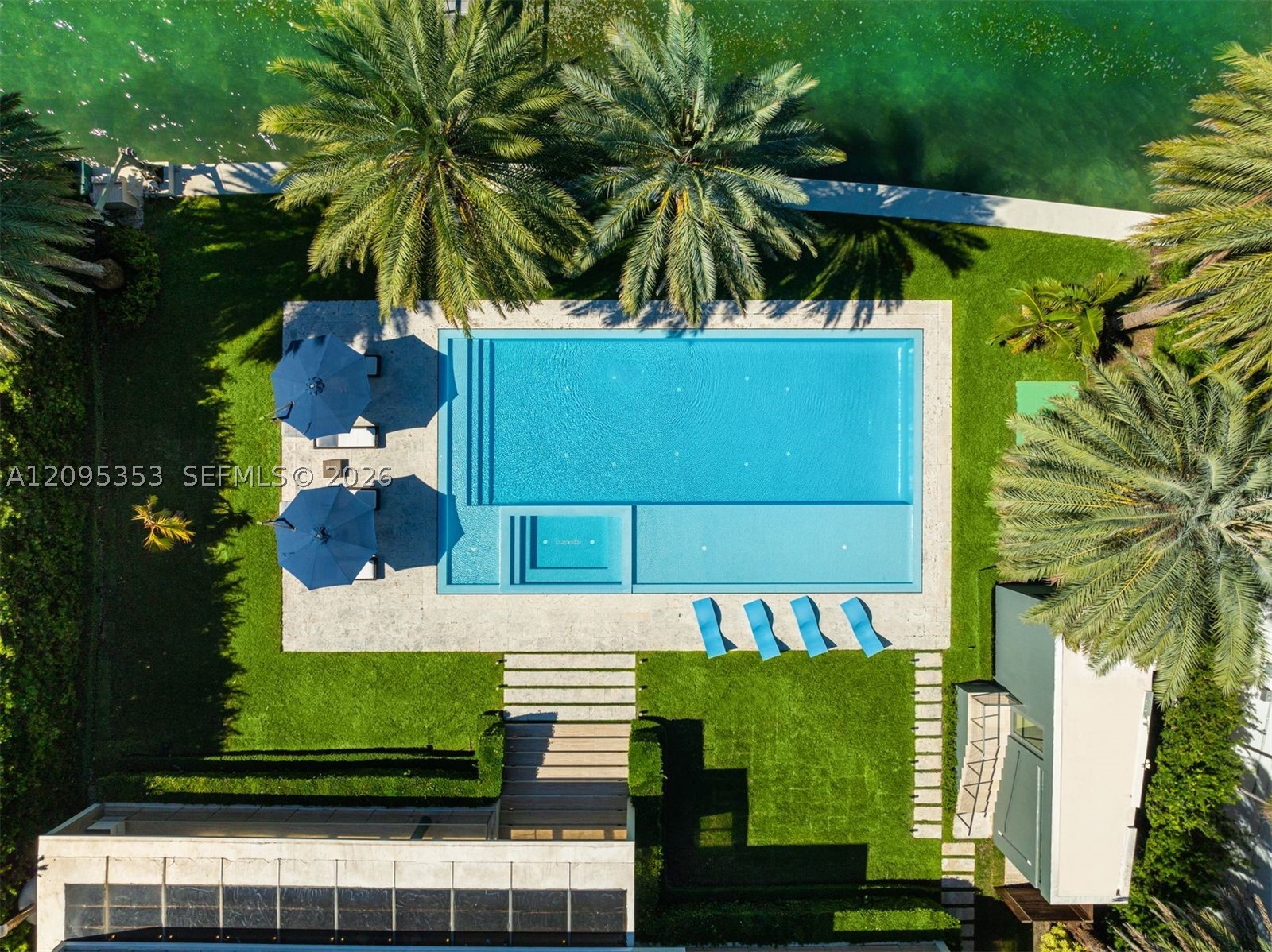 360 Harbor Dr, Key Biscayne FL 33149