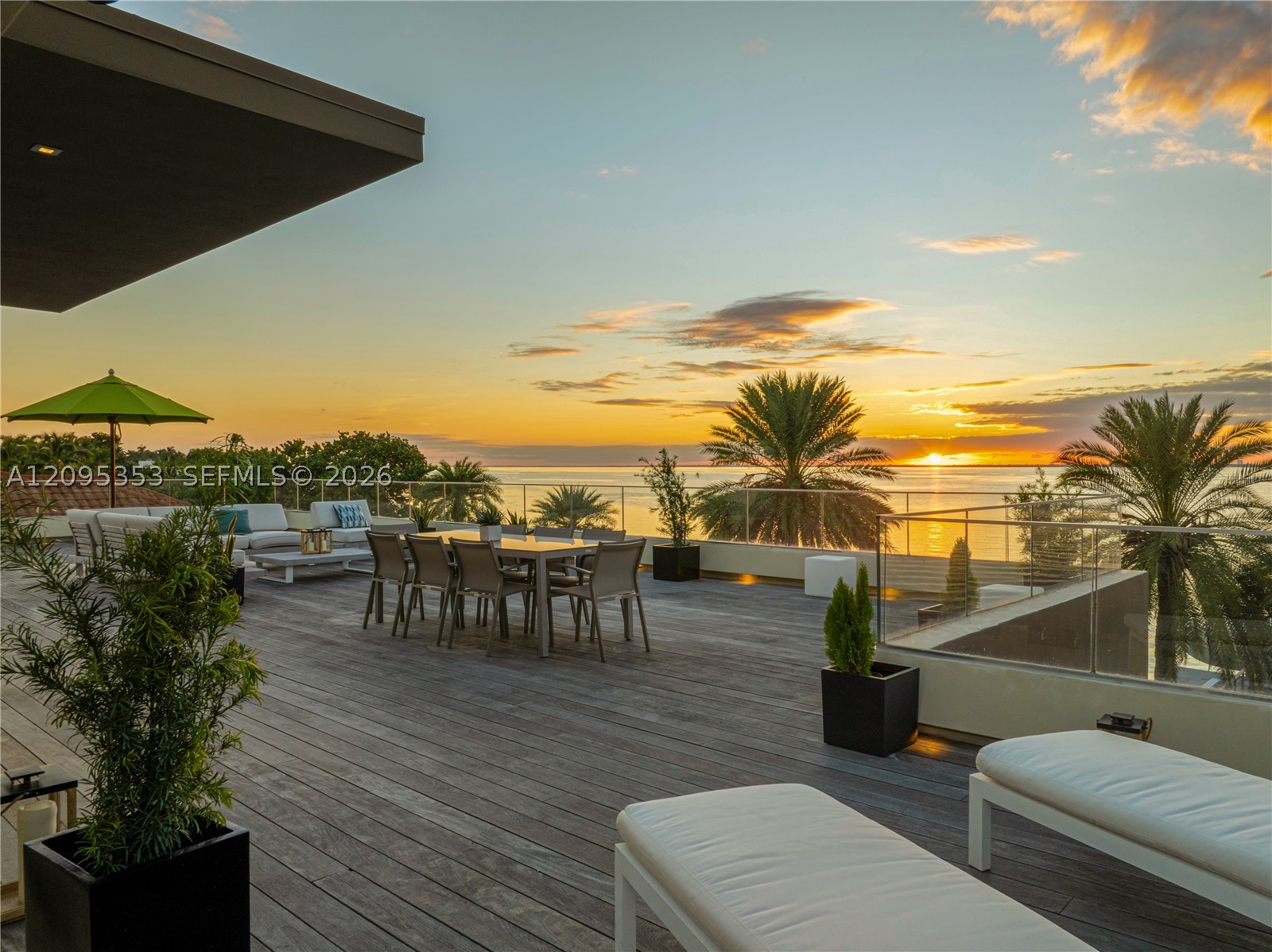 360 Harbor Dr, Key Biscayne FL 33149
