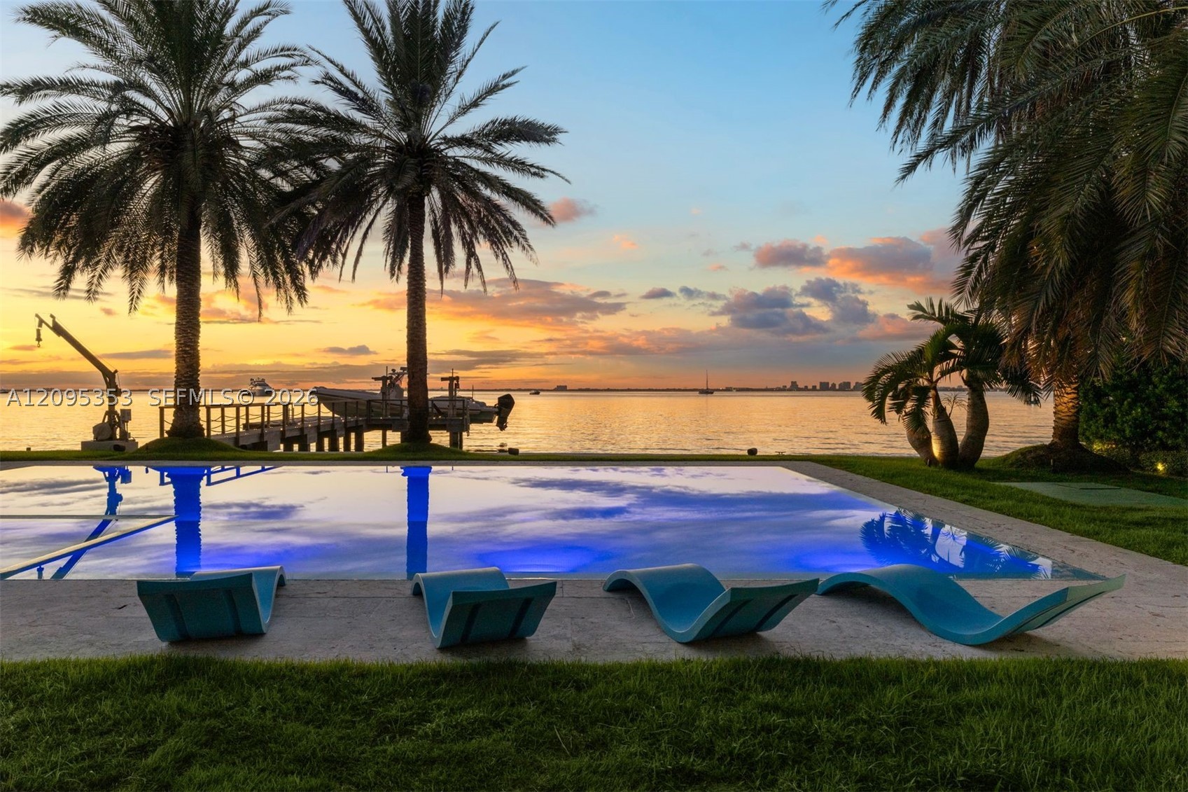 360 Harbor Dr, Key Biscayne FL 33149