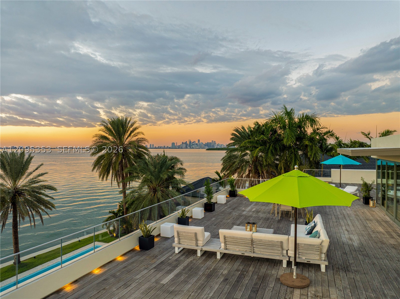 360 Harbor Dr, Key Biscayne FL 33149
