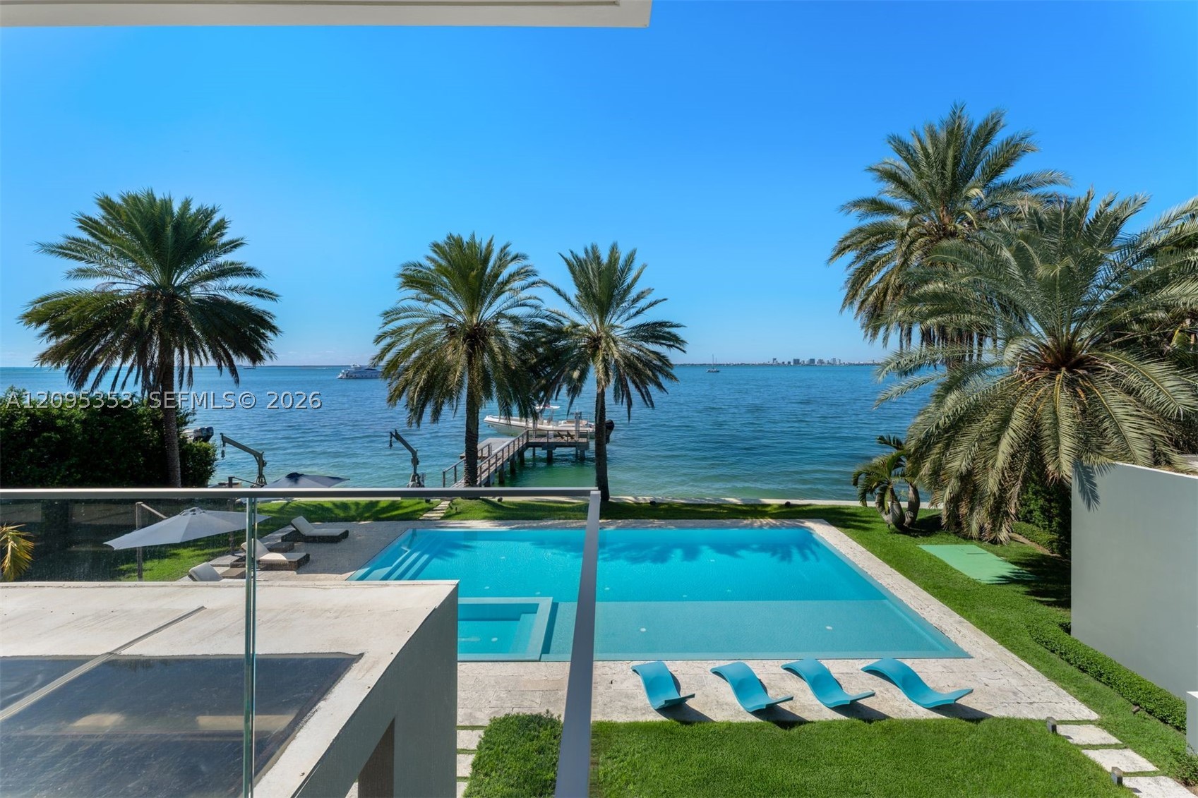 360 Harbor Dr, Key Biscayne FL 33149