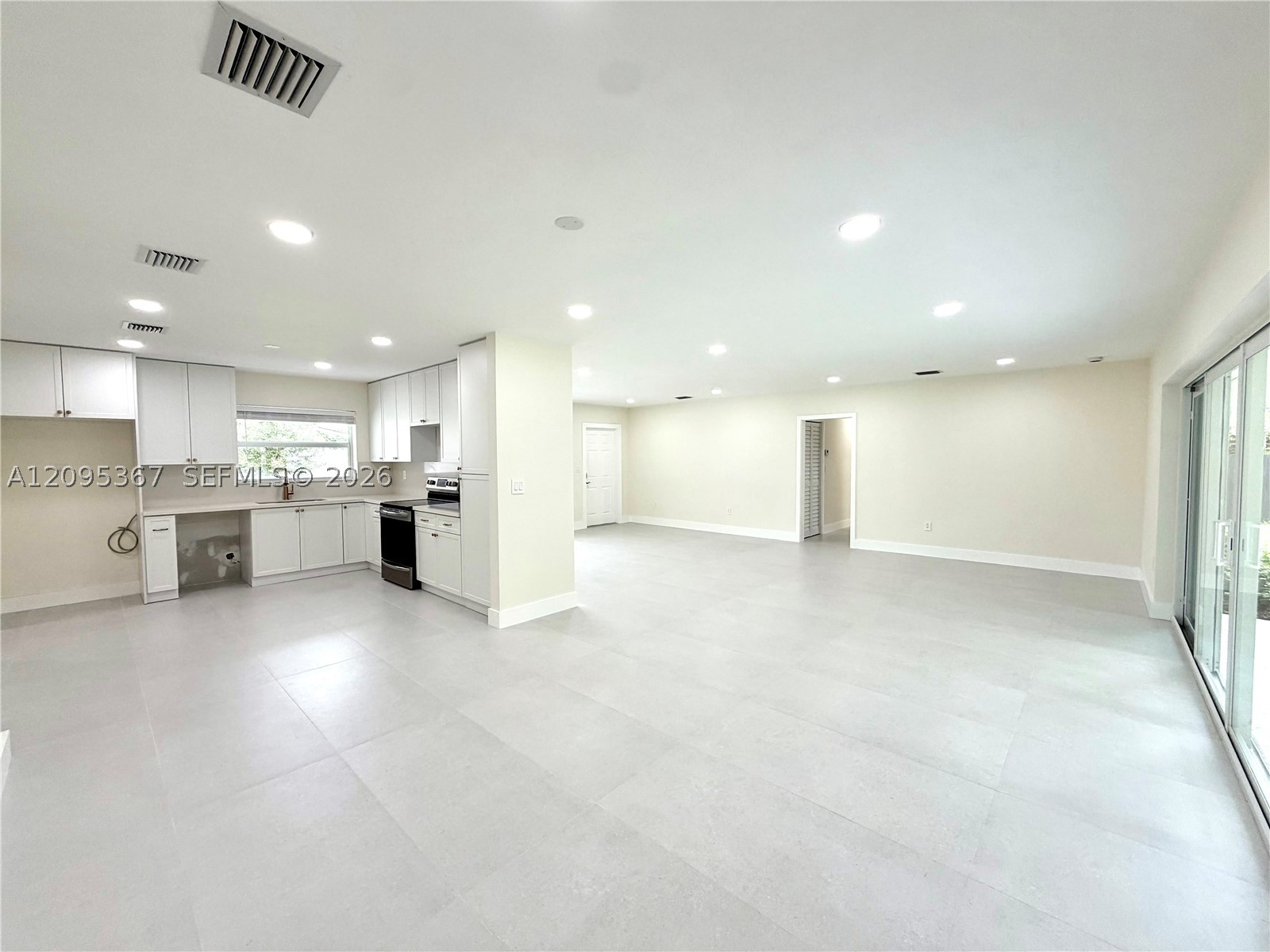 8820 SW 85th St, Miami FL 33173