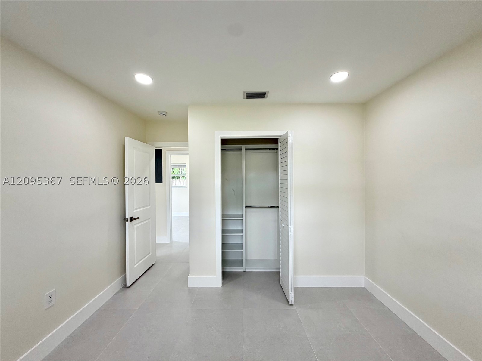 8820 SW 85th St, Miami FL 33173