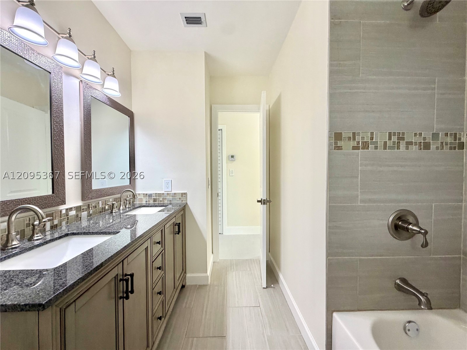8820 SW 85th St, Miami FL 33173