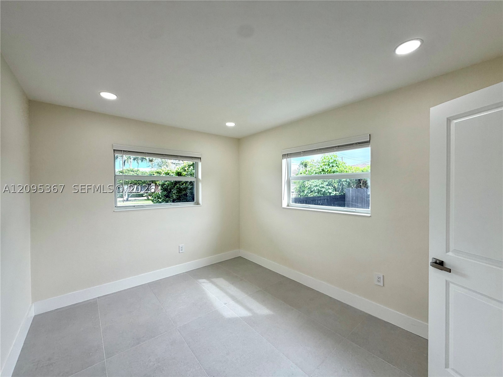 8820 SW 85th St, Miami FL 33173