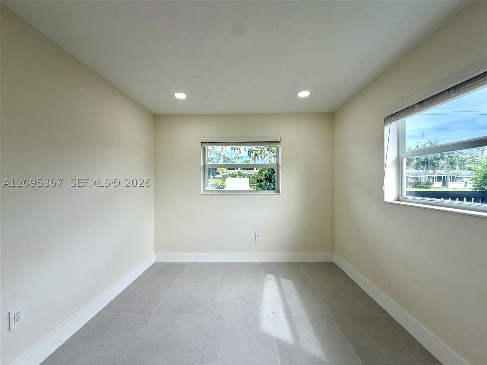 8820 SW 85th St, Miami FL 33173