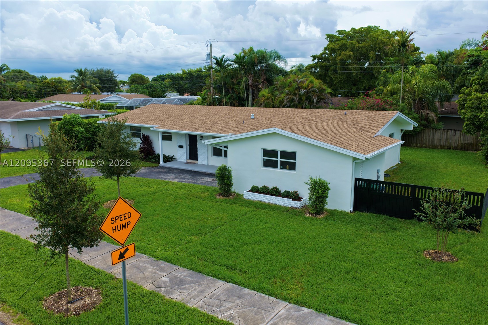8820 SW 85th St, Miami FL 33173