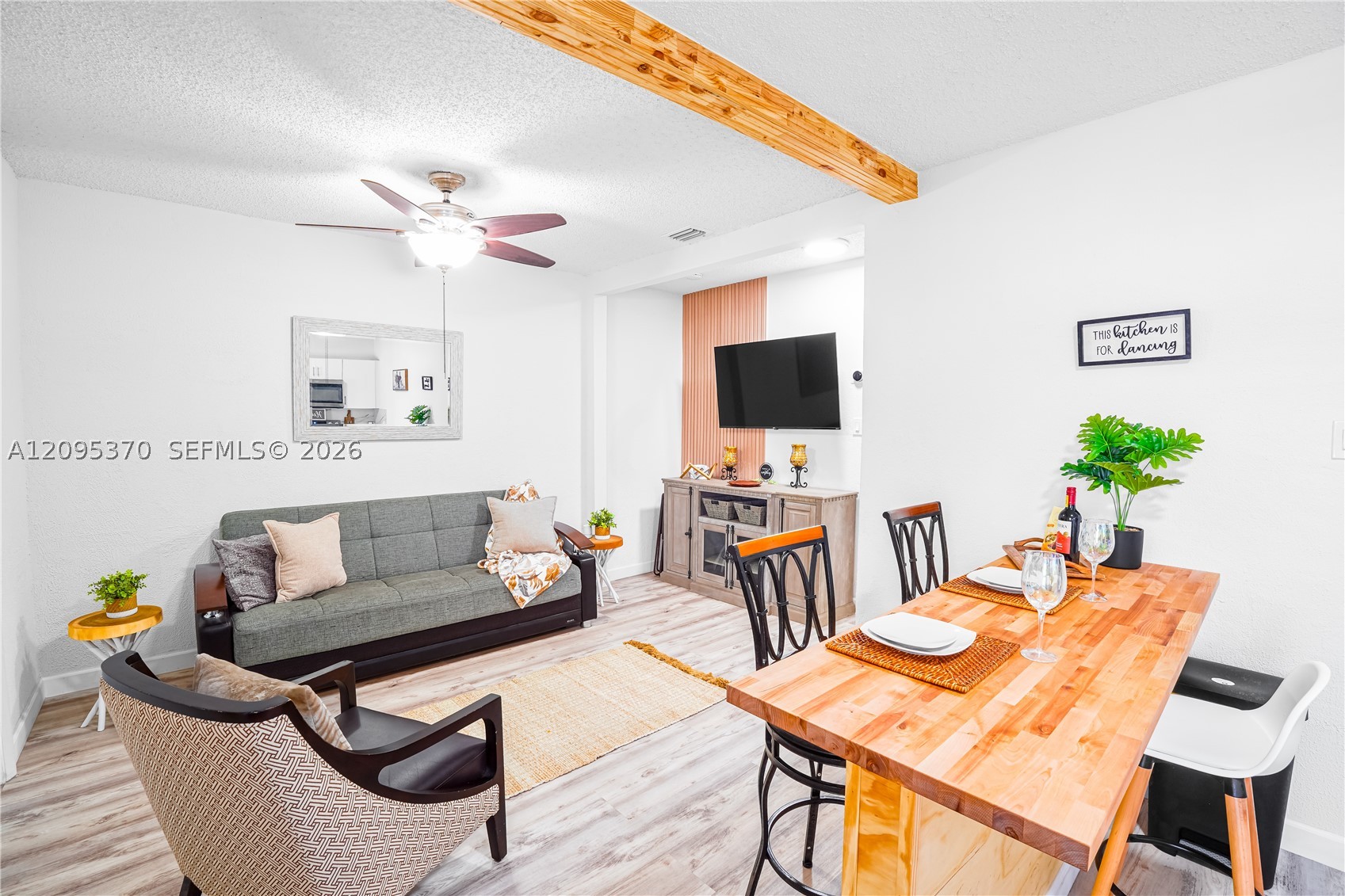 550 NW 43rd Pl, Miami FL 33126