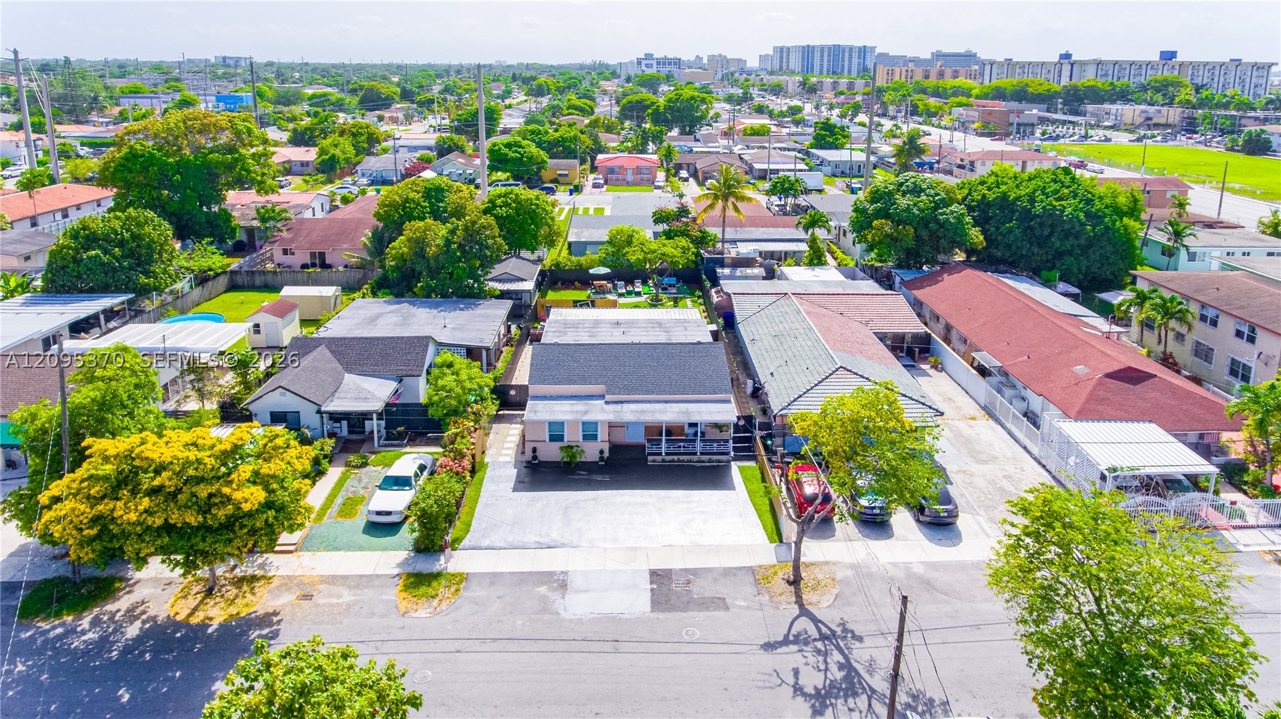 550 NW 43rd Pl, Miami FL 33126
