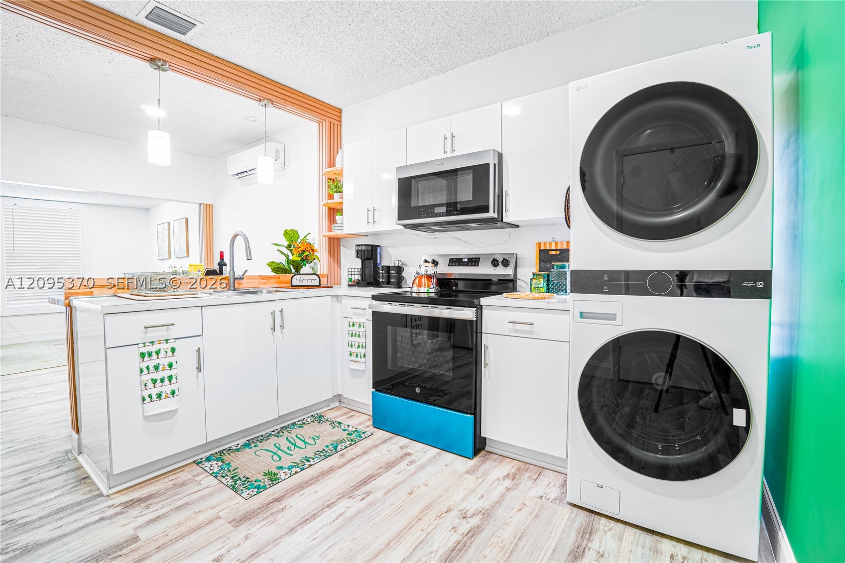 550 NW 43rd Pl, Miami FL 33126