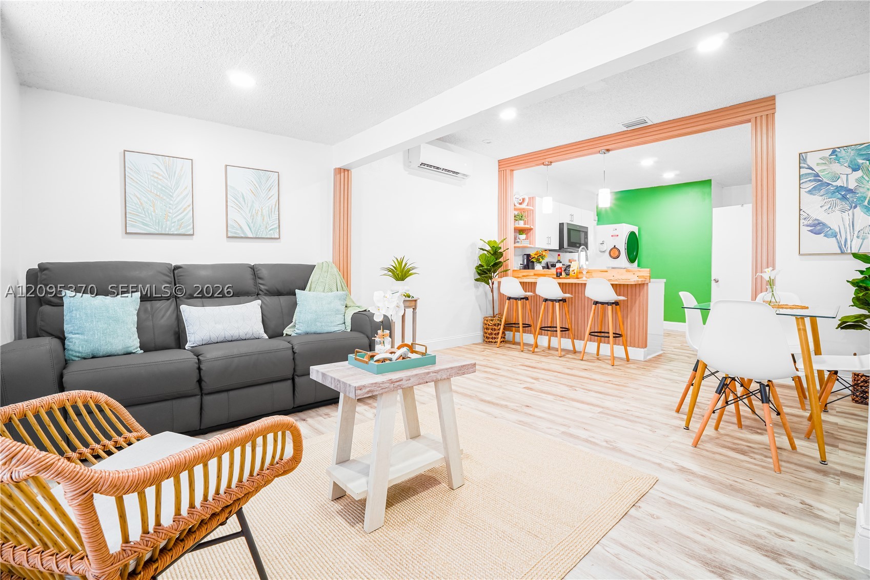 550 NW 43rd Pl, Miami FL 33126