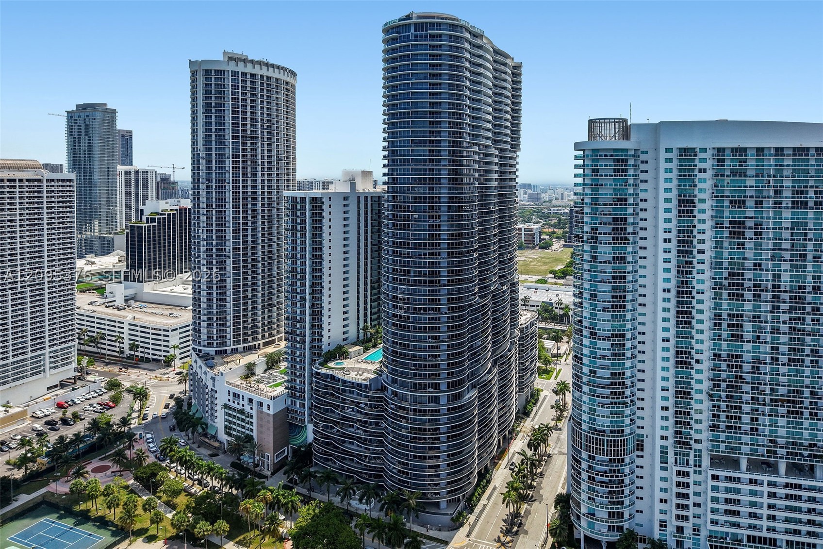 488 NE 18th St #4900, Miami FL 33132