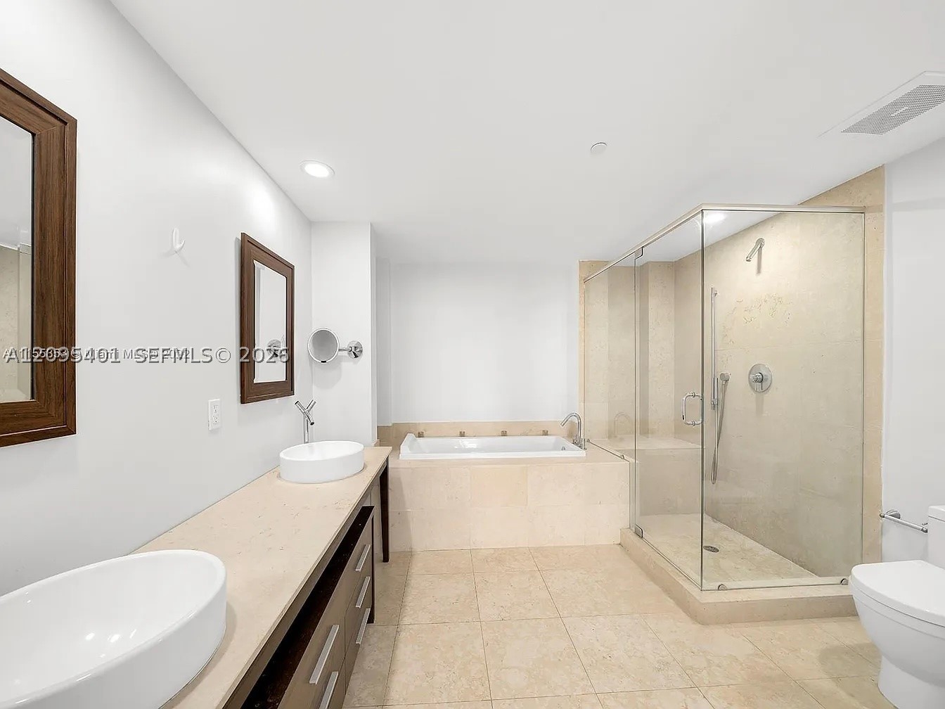 495 Brickell Ave #5505, Miami FL 33131