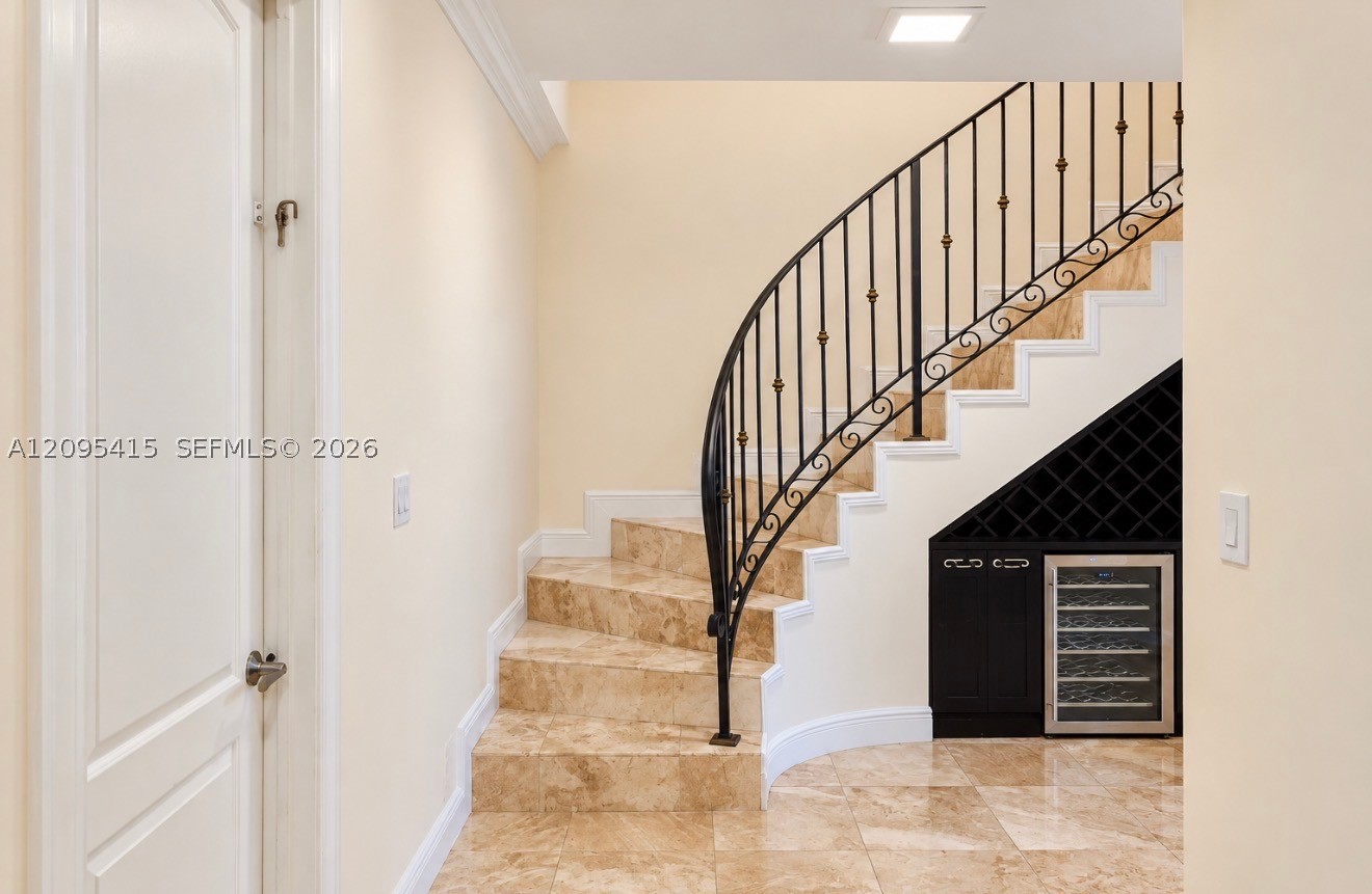 3870 NE 168th St #2, North Miami Beach FL 33160