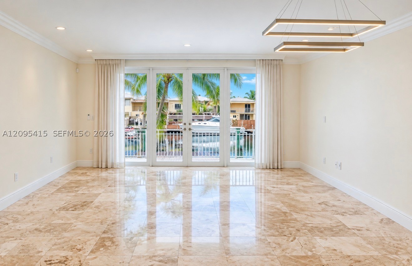 3870 NE 168th St #2, North Miami Beach FL 33160