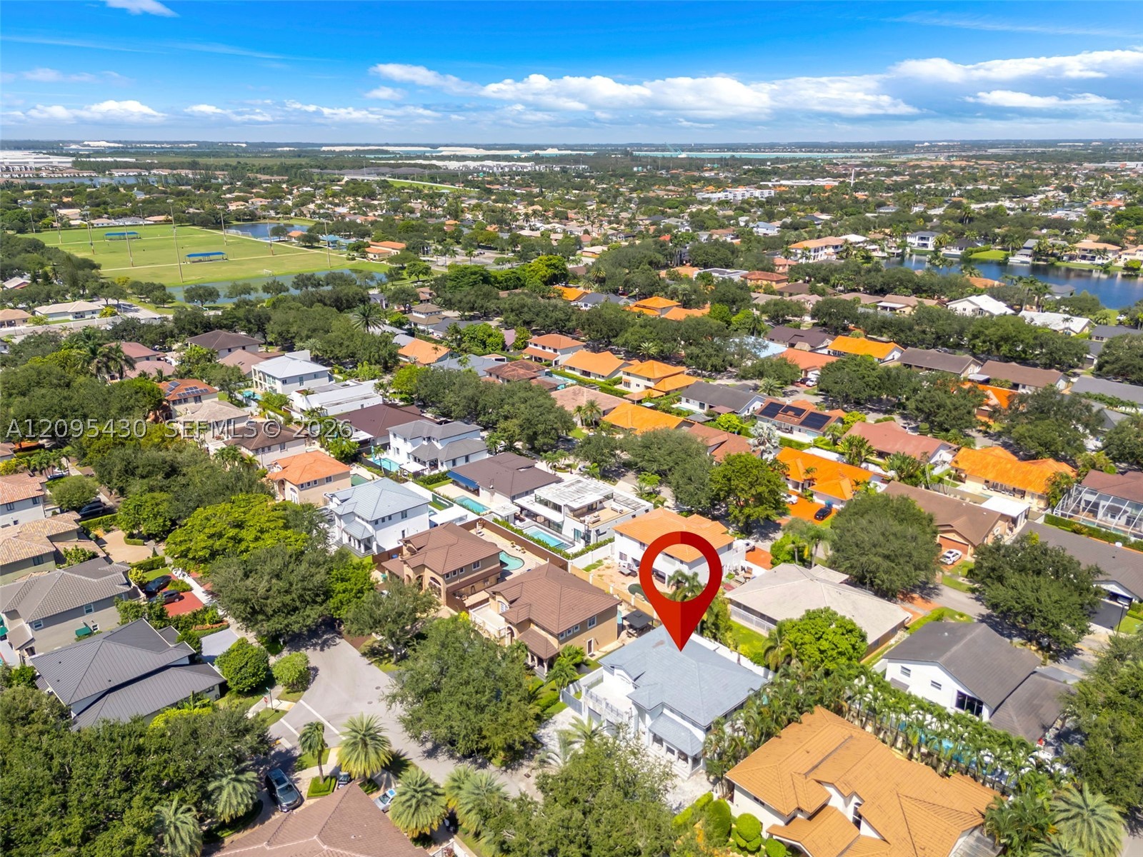 8441 NW 163rd Ter, Miami Lakes FL 33016