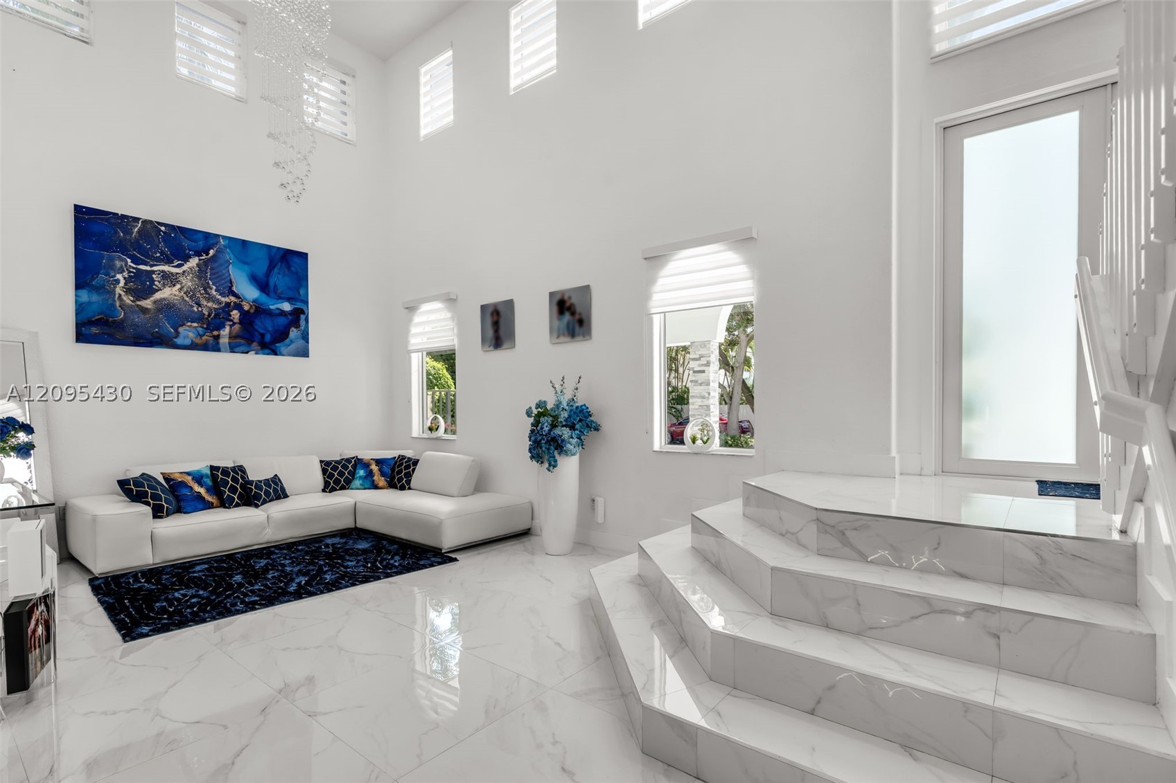 8441 NW 163rd Ter, Miami Lakes FL 33016
