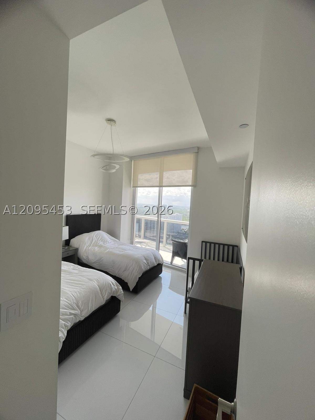 15901 Collins Ave #2905, Sunny Isles Beach FL 33160