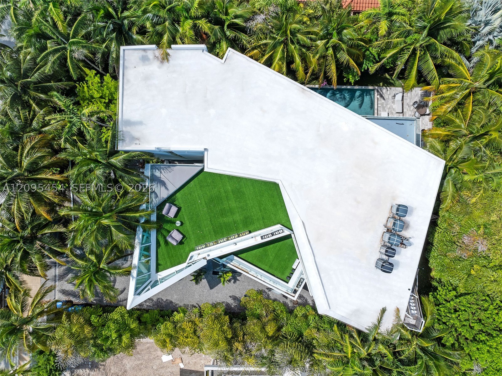 480 Ocean Blvd, Golden Beach FL 33160