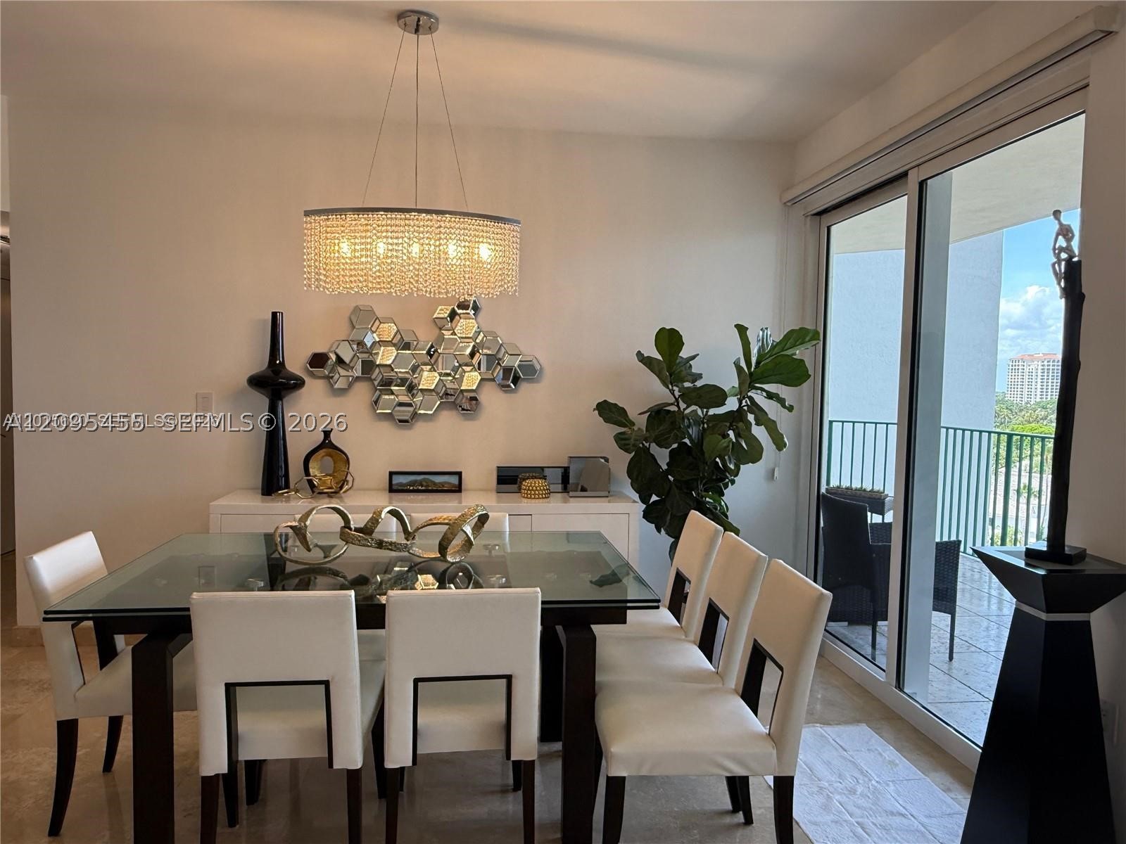 19900 E Country Club Dr #804, Aventura FL 33180