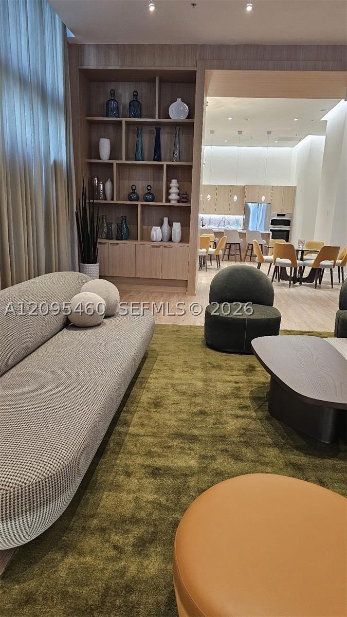 90 SW 3rd St #3510, Miami FL 33130