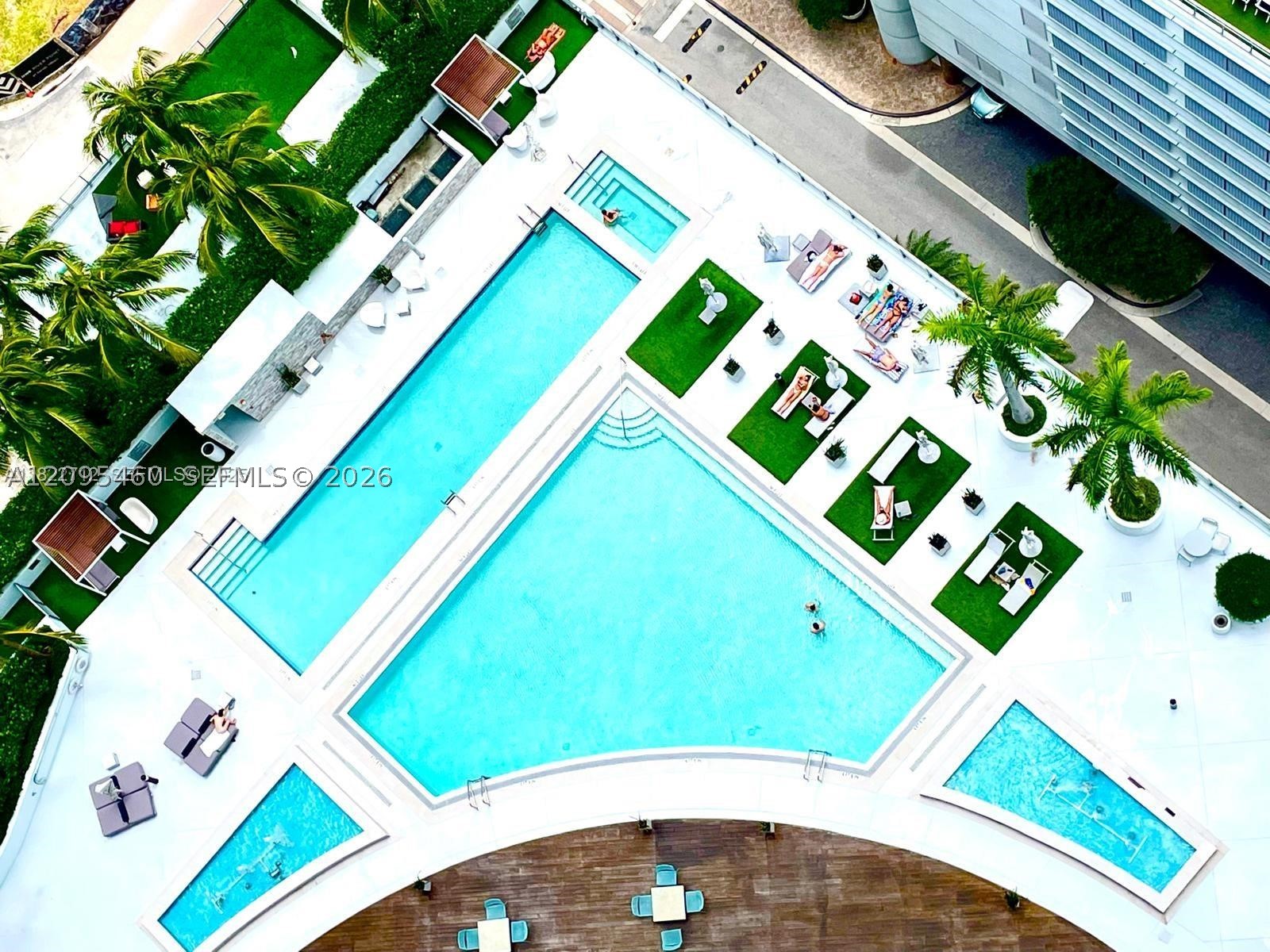 90 SW 3rd St #3510, Miami FL 33130
