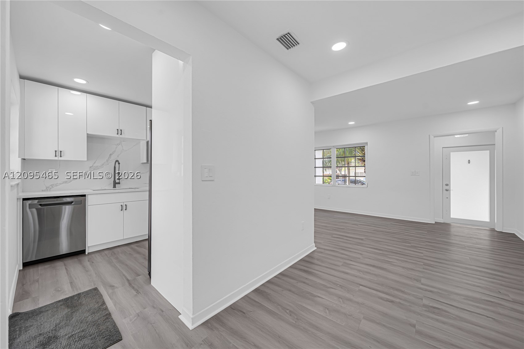 6351 NW 38th Ter, Virginia Gardens FL 33166