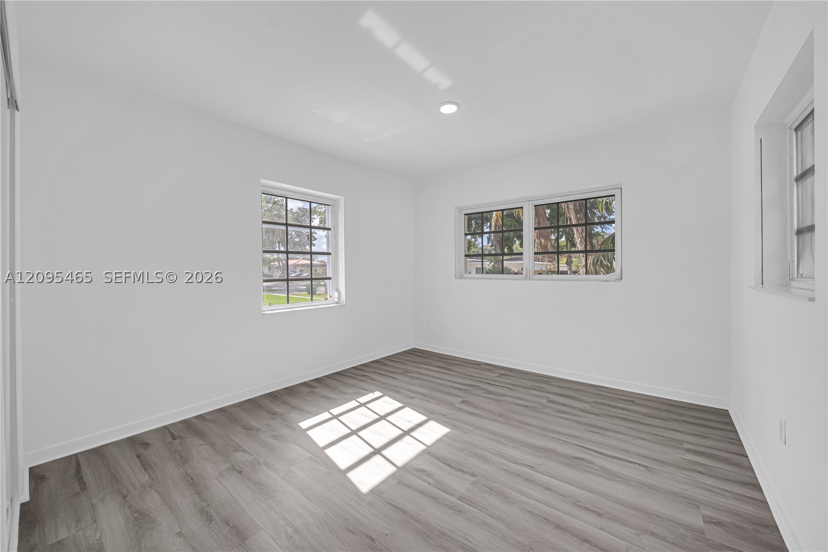6351 NW 38th Ter, Virginia Gardens FL 33166