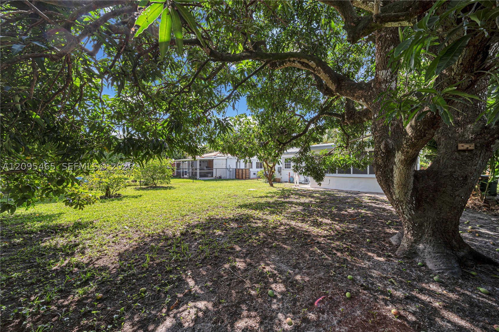 6351 NW 38th Ter, Virginia Gardens FL 33166