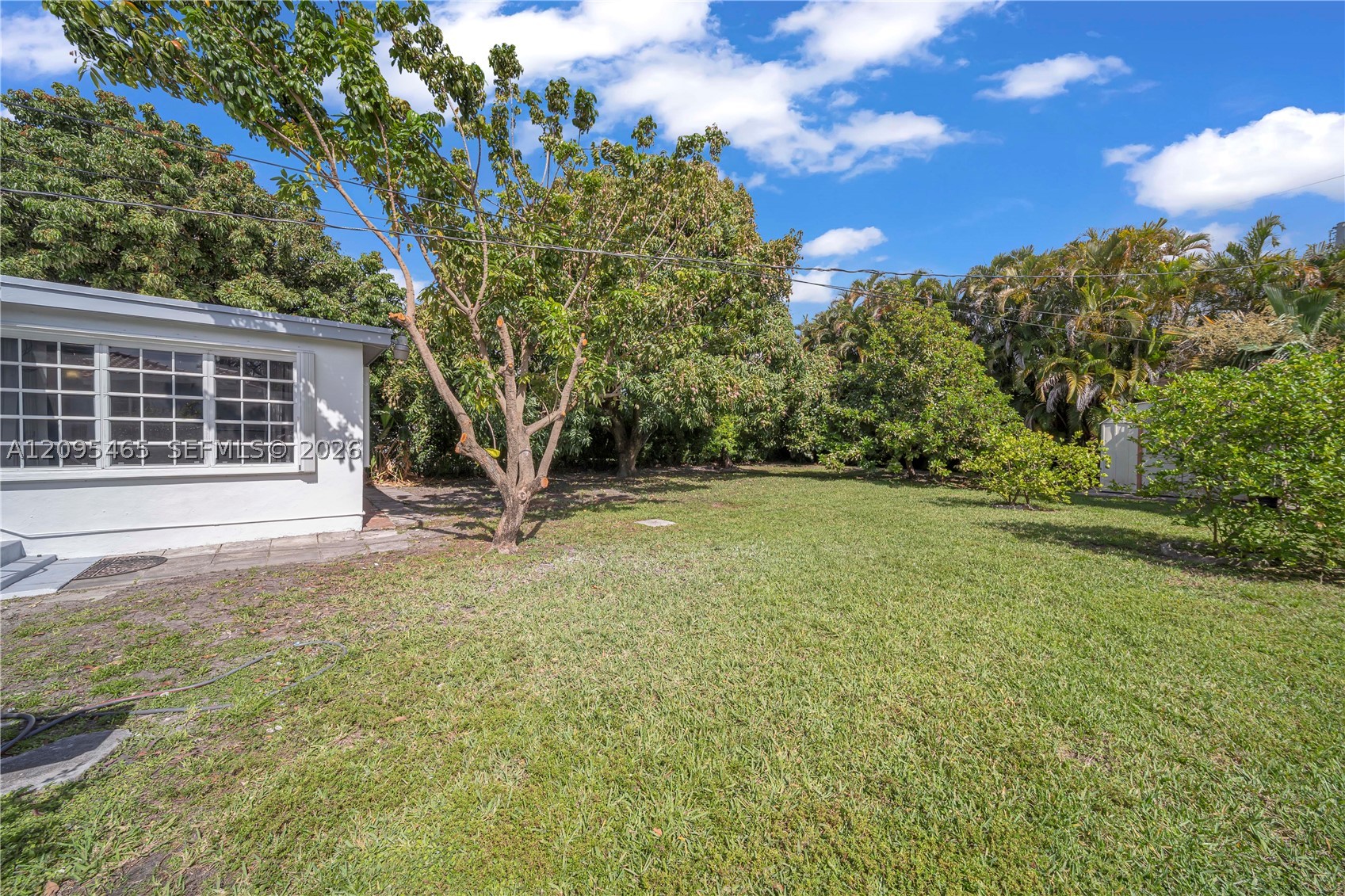 6351 NW 38th Ter, Virginia Gardens FL 33166