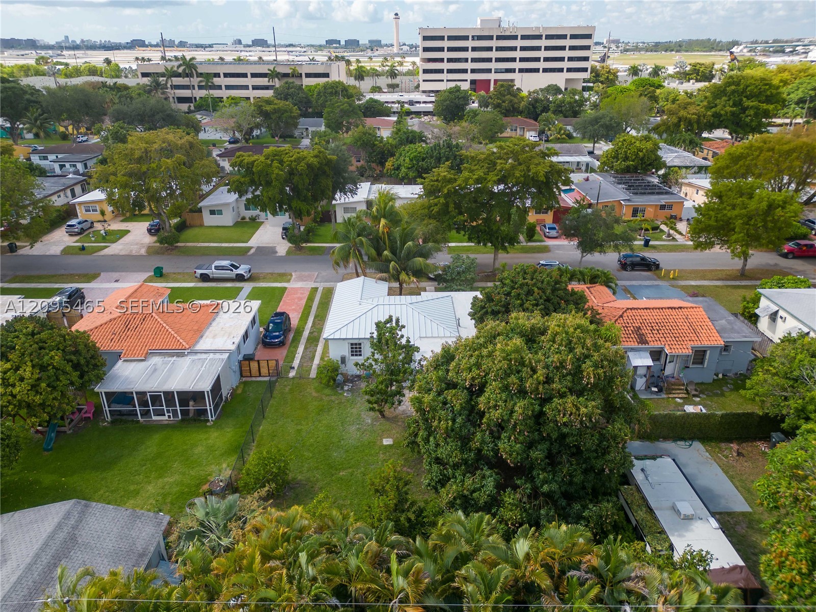6351 NW 38th Ter, Virginia Gardens FL 33166