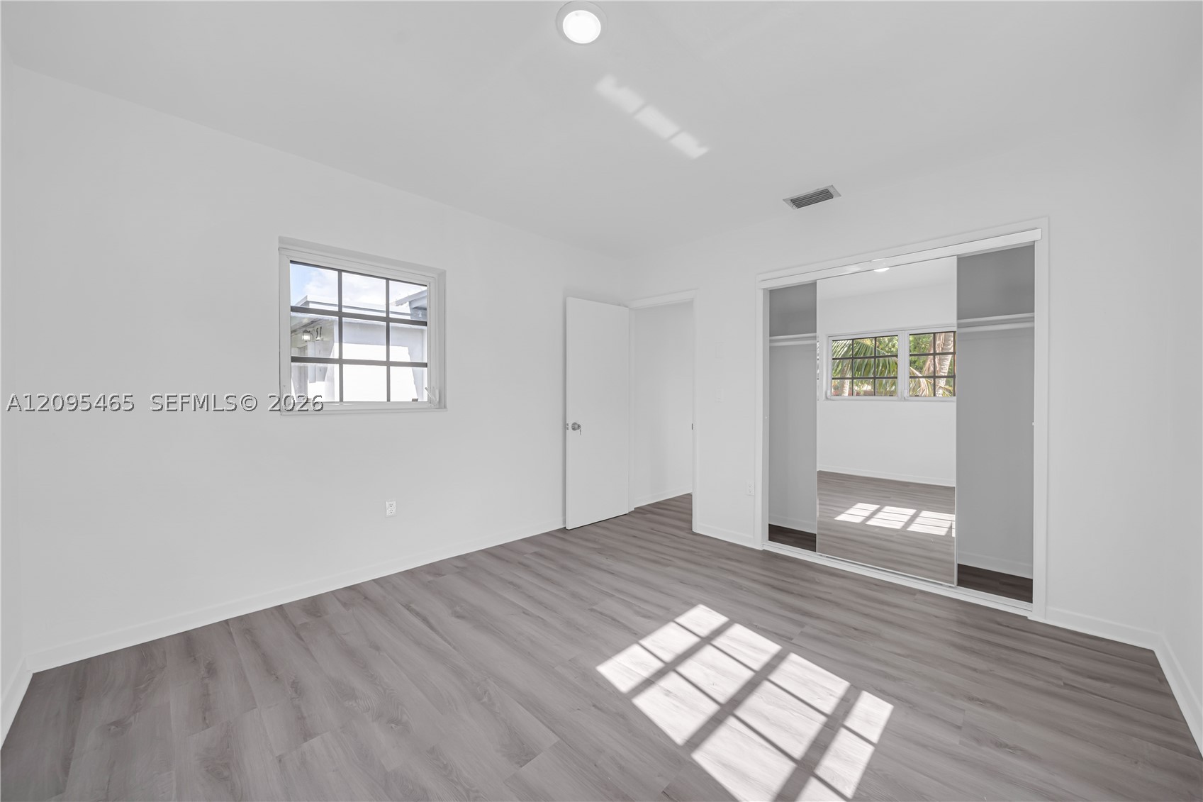 6351 NW 38th Ter, Virginia Gardens FL 33166