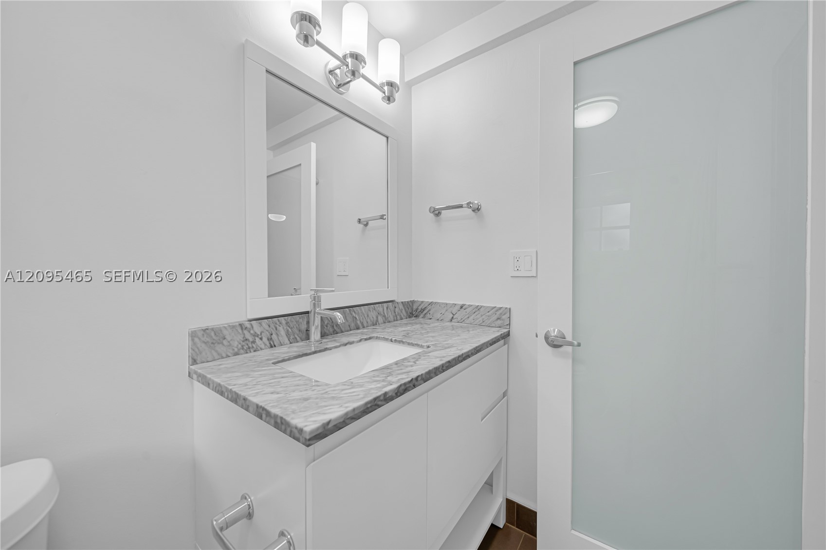 6351 NW 38th Ter, Virginia Gardens FL 33166
