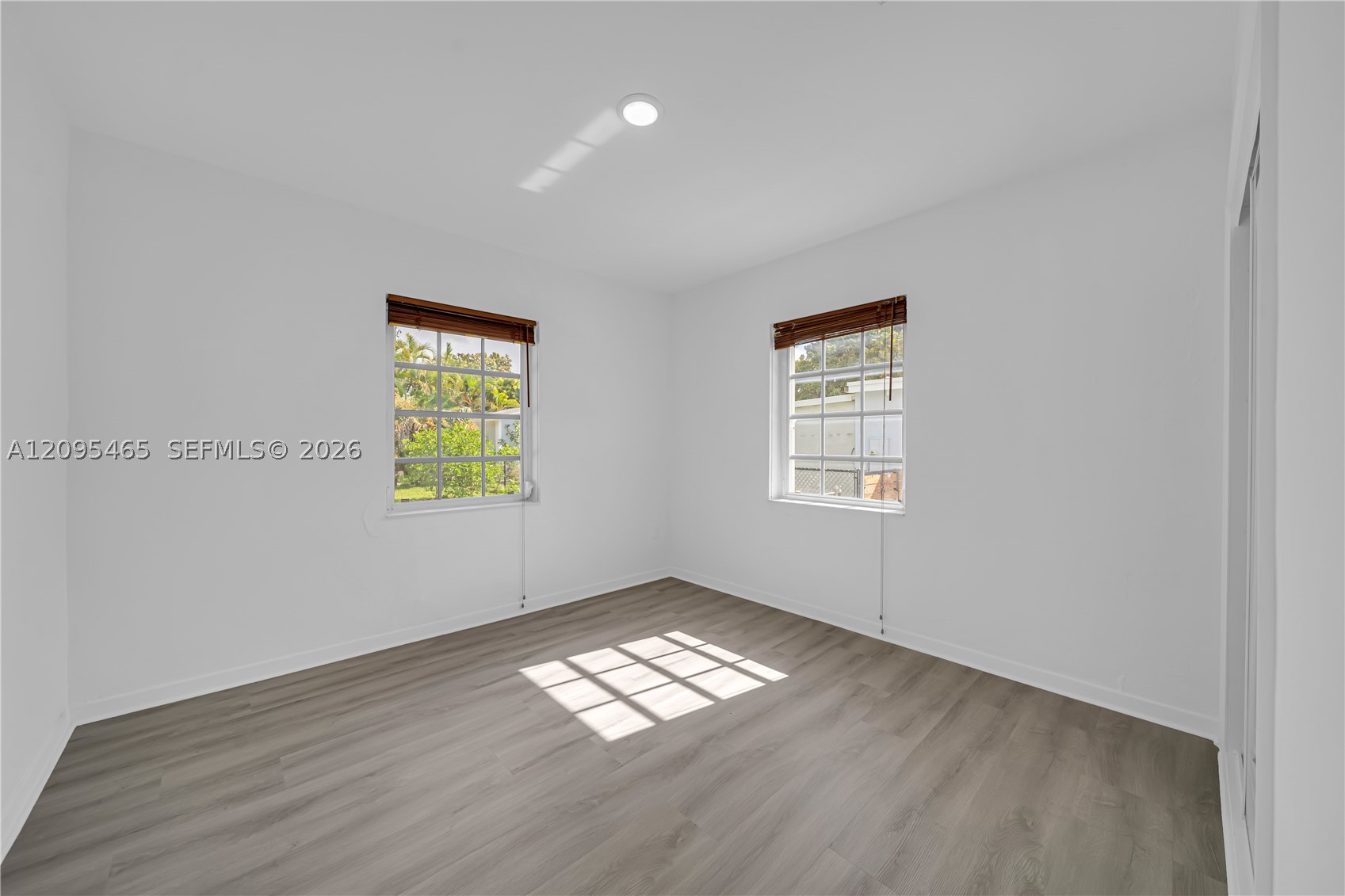 6351 NW 38th Ter, Virginia Gardens FL 33166