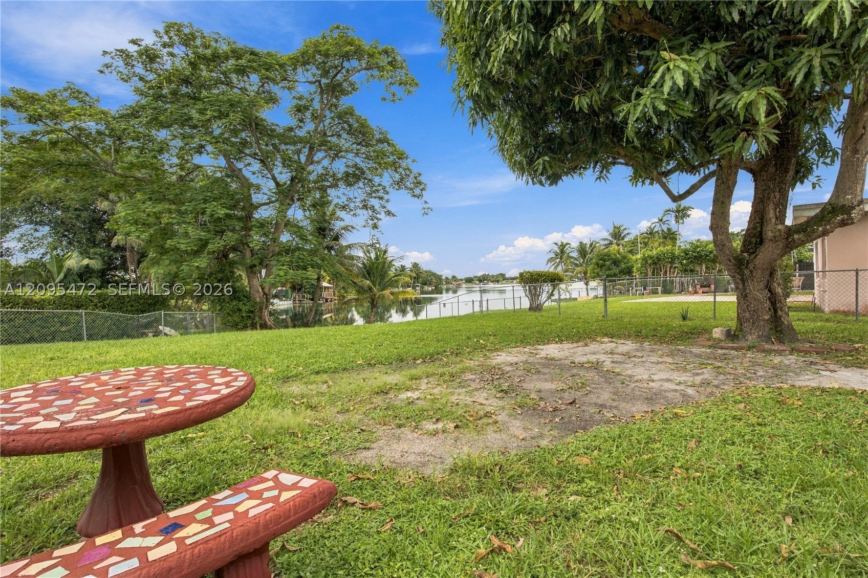 6531 W 8th Ave, Hialeah FL 33012