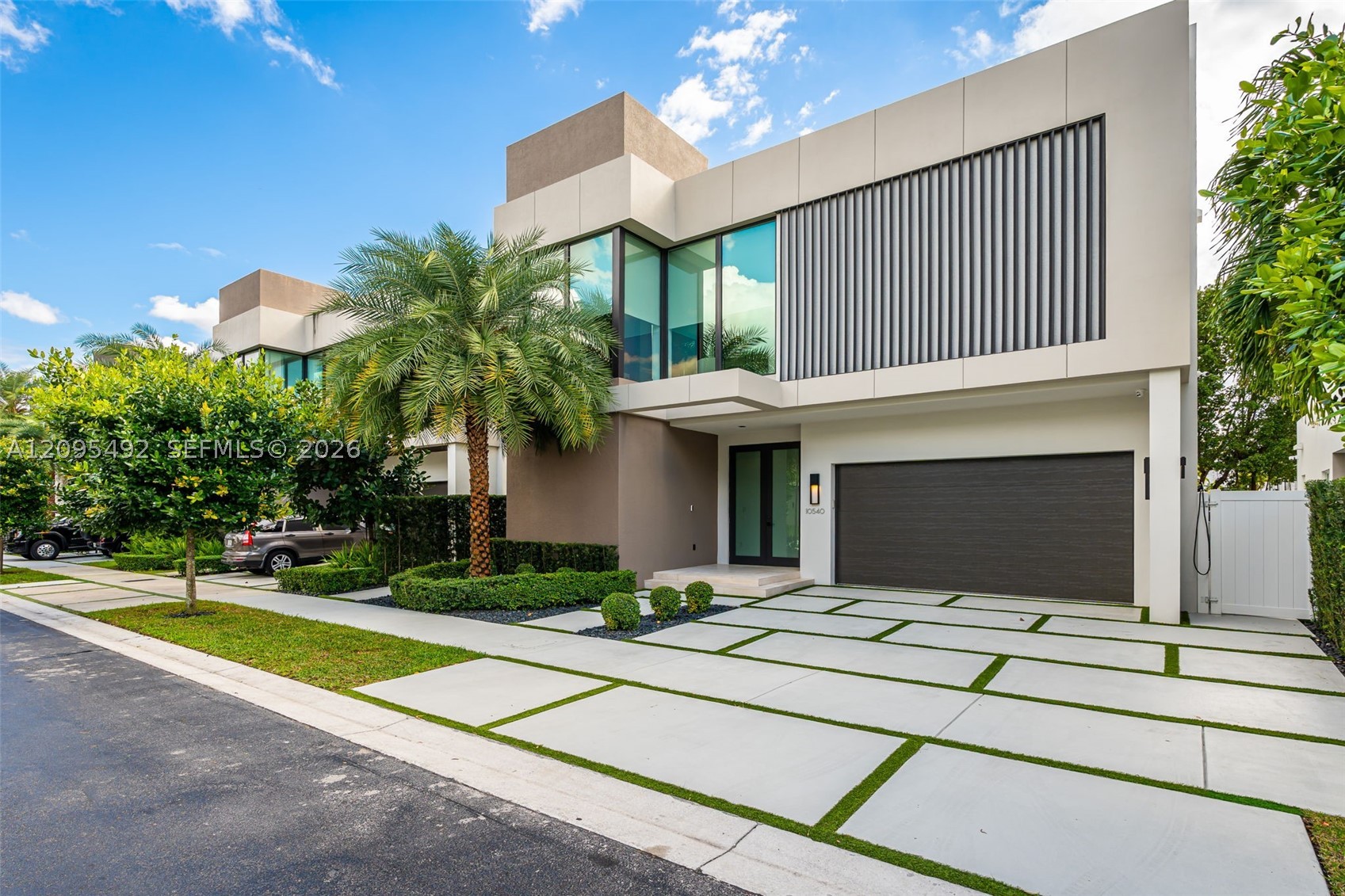 10540 NW 67th Ter, Doral FL 33178