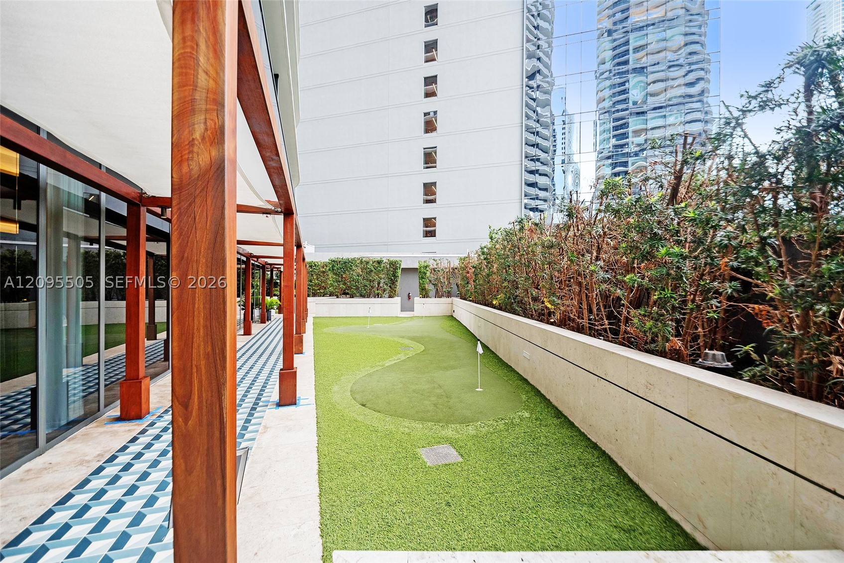 801 S Miami Ave #4806, Miami FL 33130