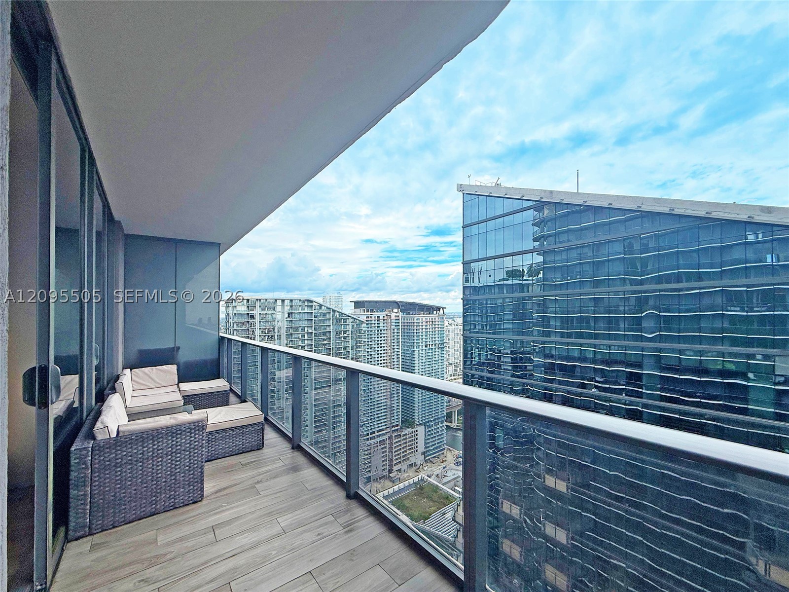 801 S Miami Ave #4806, Miami FL 33130