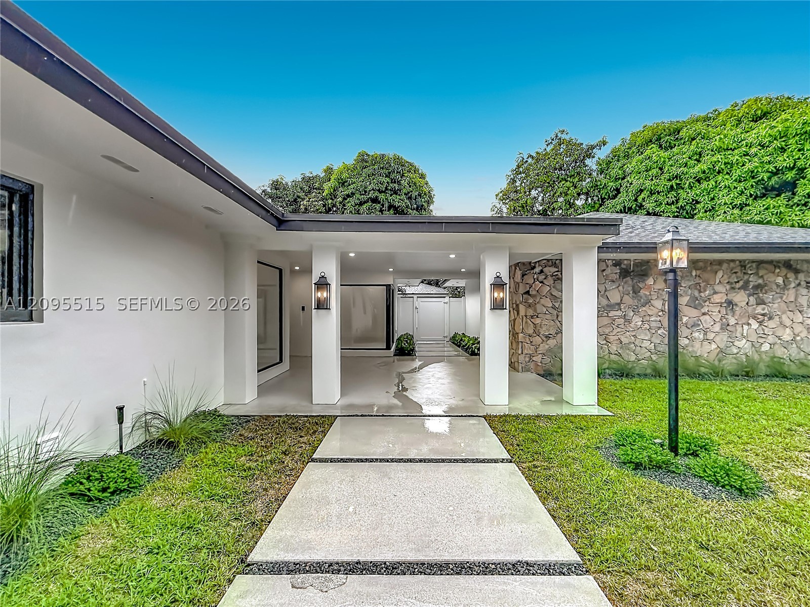 15804 SW 82nd Ct, Palmetto Bay FL 33157