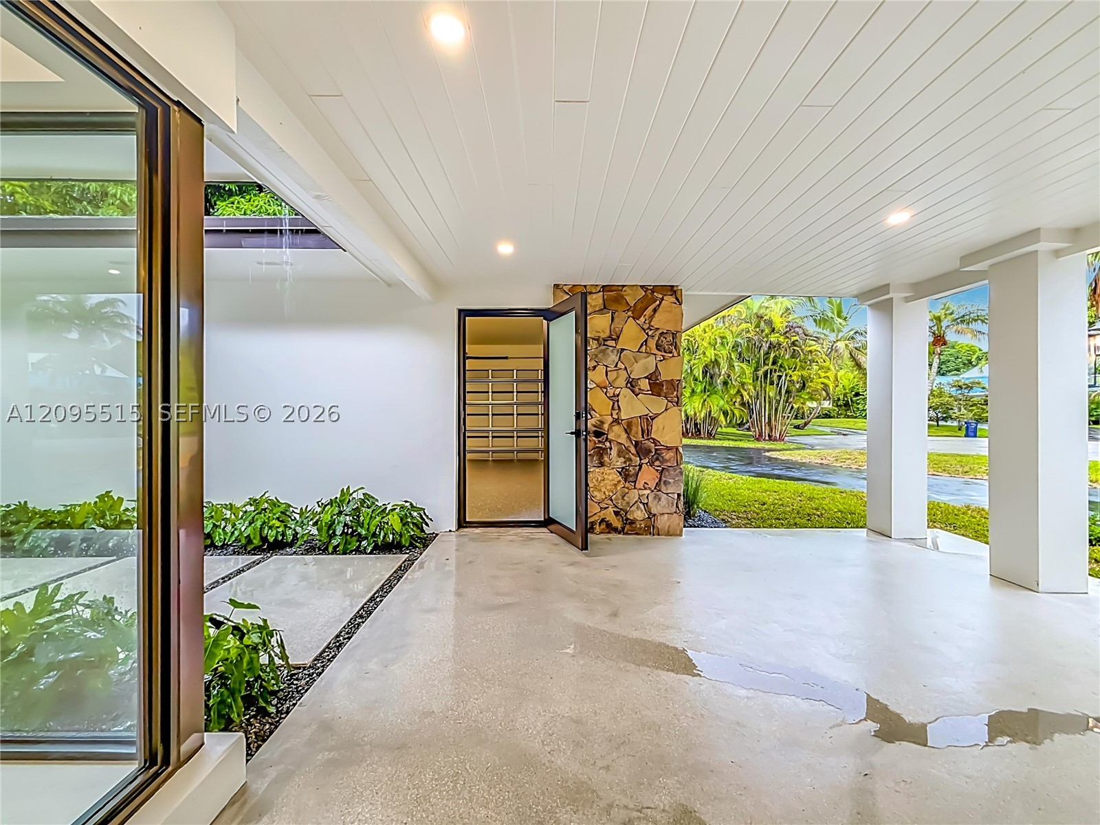 15804 SW 82nd Ct, Palmetto Bay FL 33157