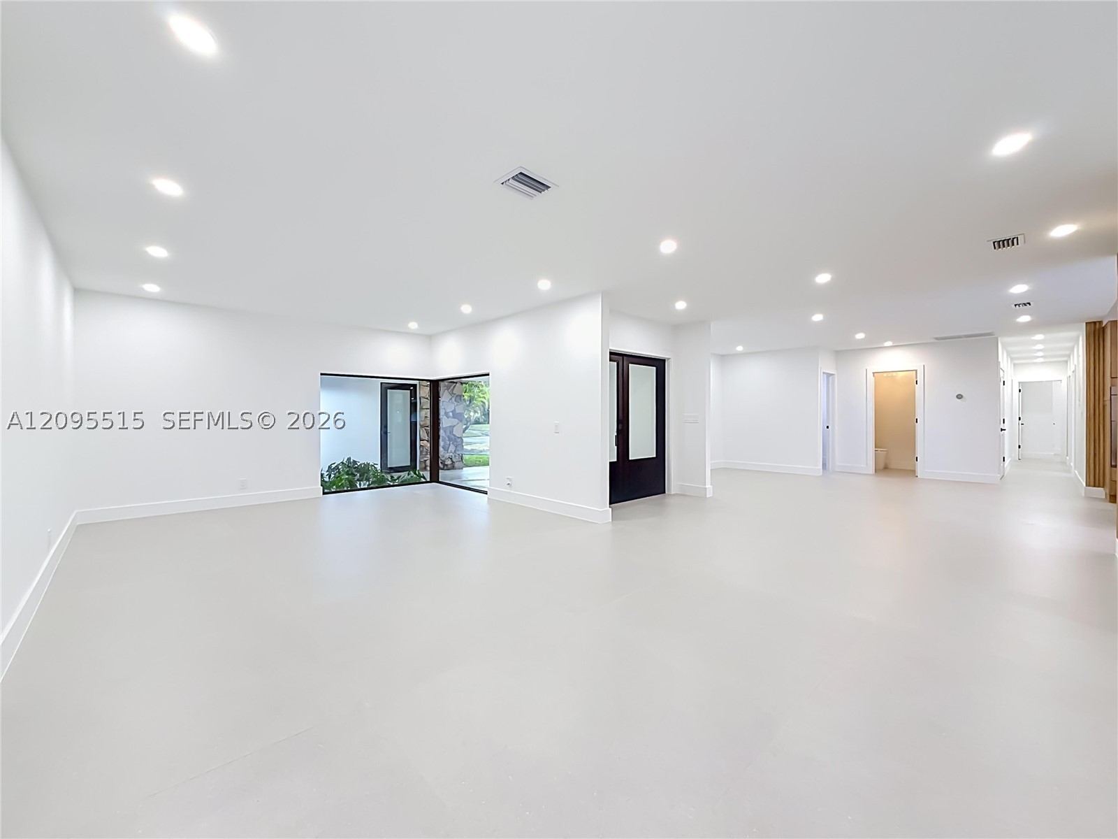 15804 SW 82nd Ct, Palmetto Bay FL 33157