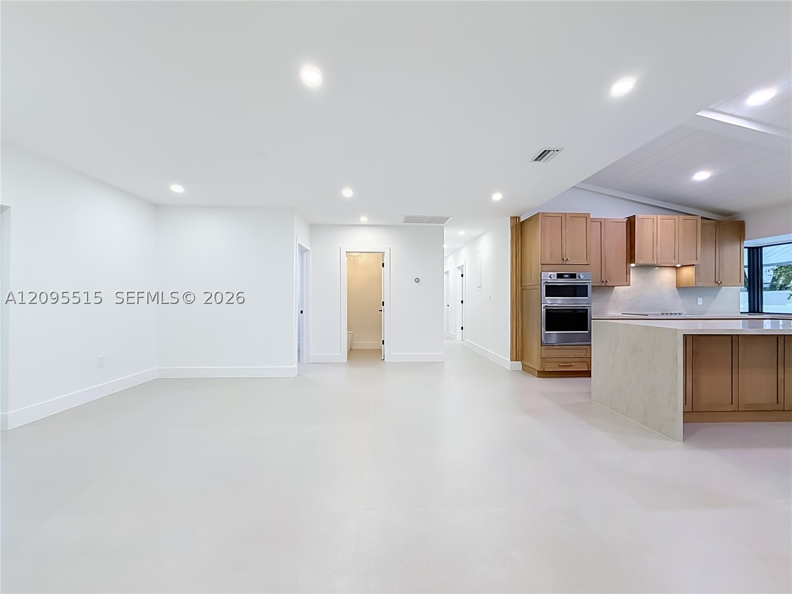 15804 SW 82nd Ct, Palmetto Bay FL 33157