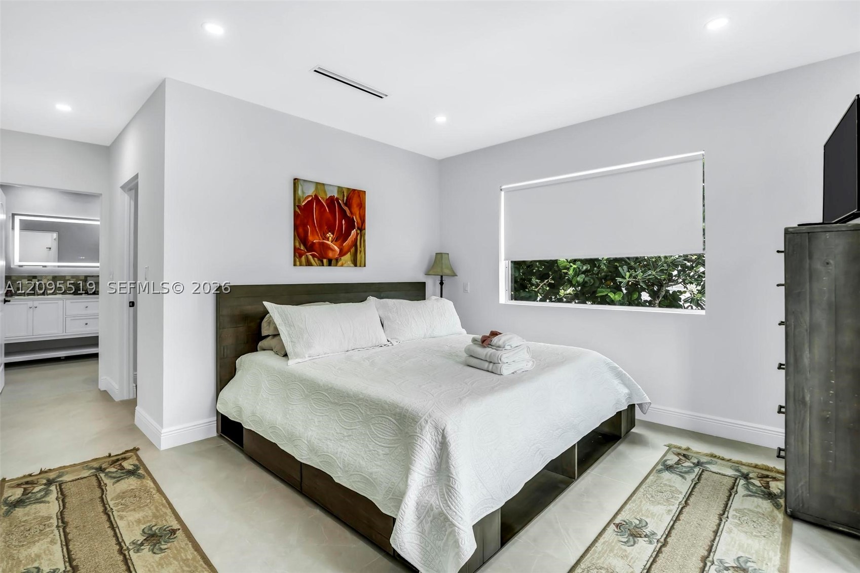 1636 SW 9th St, Miami FL 33135